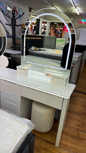 Modern white dressing table - modern,