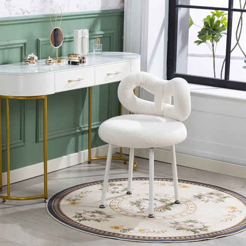 Plush teddy vanity - teddy, dressing