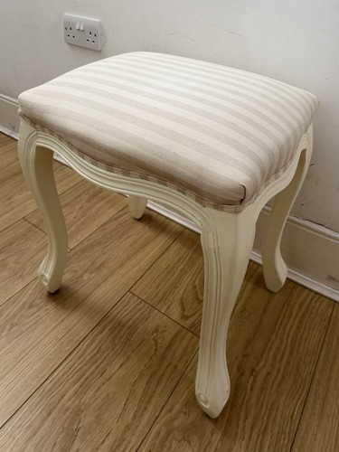 White dressing table - dressing,